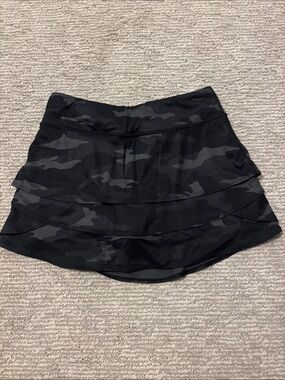 Athleta Girl Black Camouflage Tiered Skirt *Fits a Womens XS/S